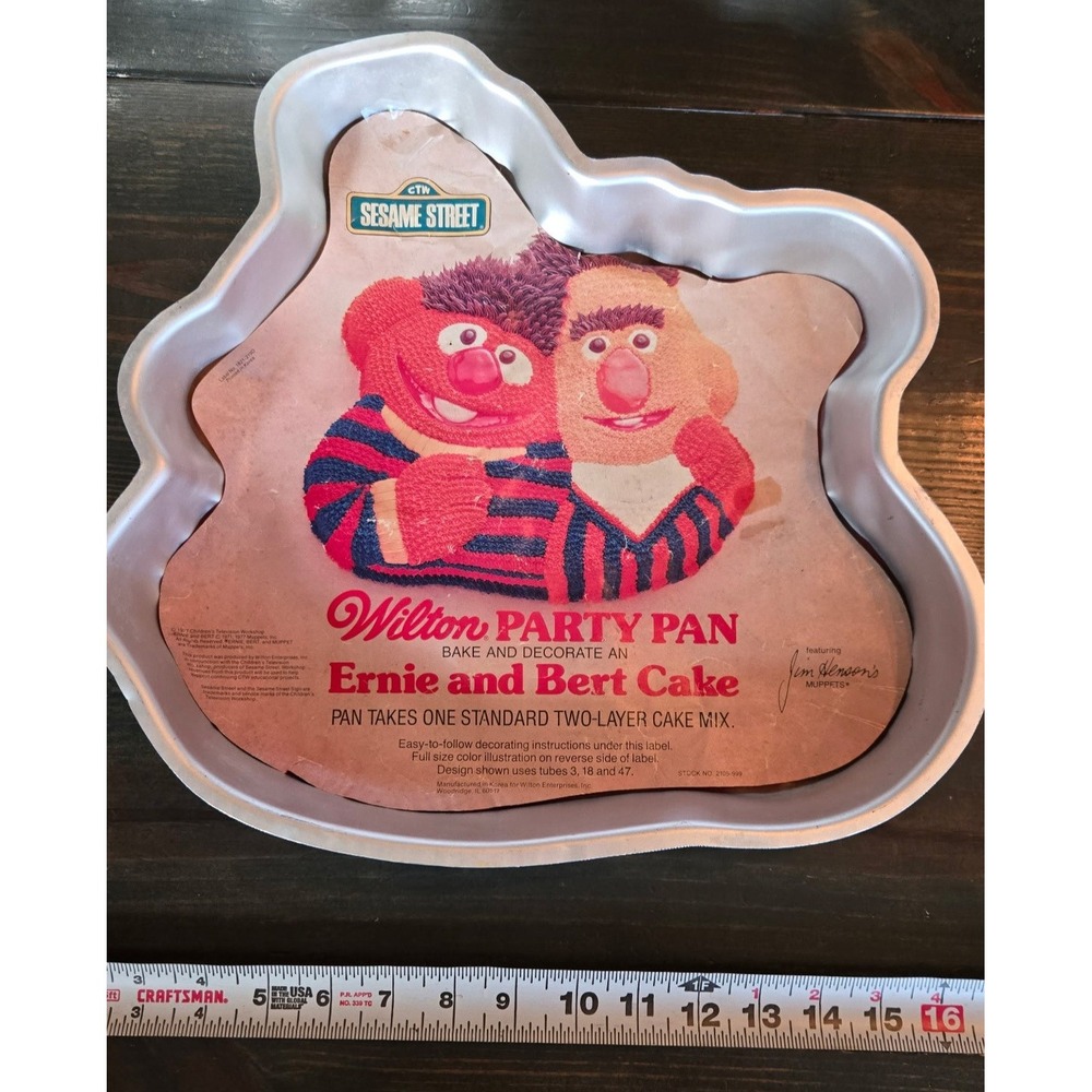 Vintage Wilton Sesame Street Ernie and Bert Cake Pan 1977‎ Aluminum 502-7423